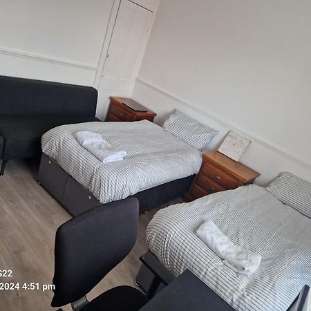 Large Bright Single Or Double Room Northfleet Exterior photo